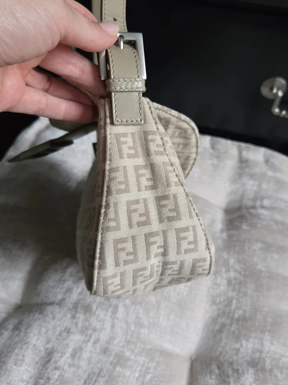 Fendi Zucchino FF Baguette - Picture 6 of 16